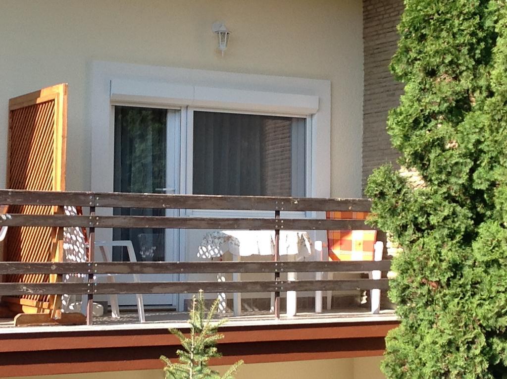 Jokai Apartmanhaz Hévíz Εξωτερικό φωτογραφία