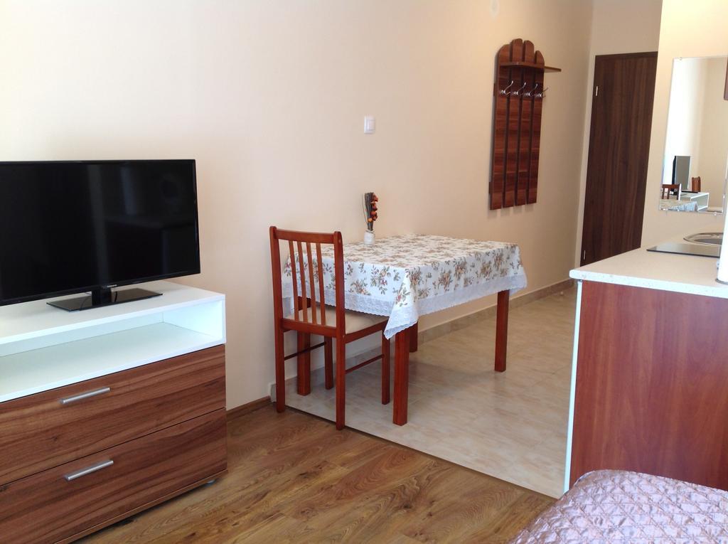 Jokai Apartmanhaz Hévíz Εξωτερικό φωτογραφία