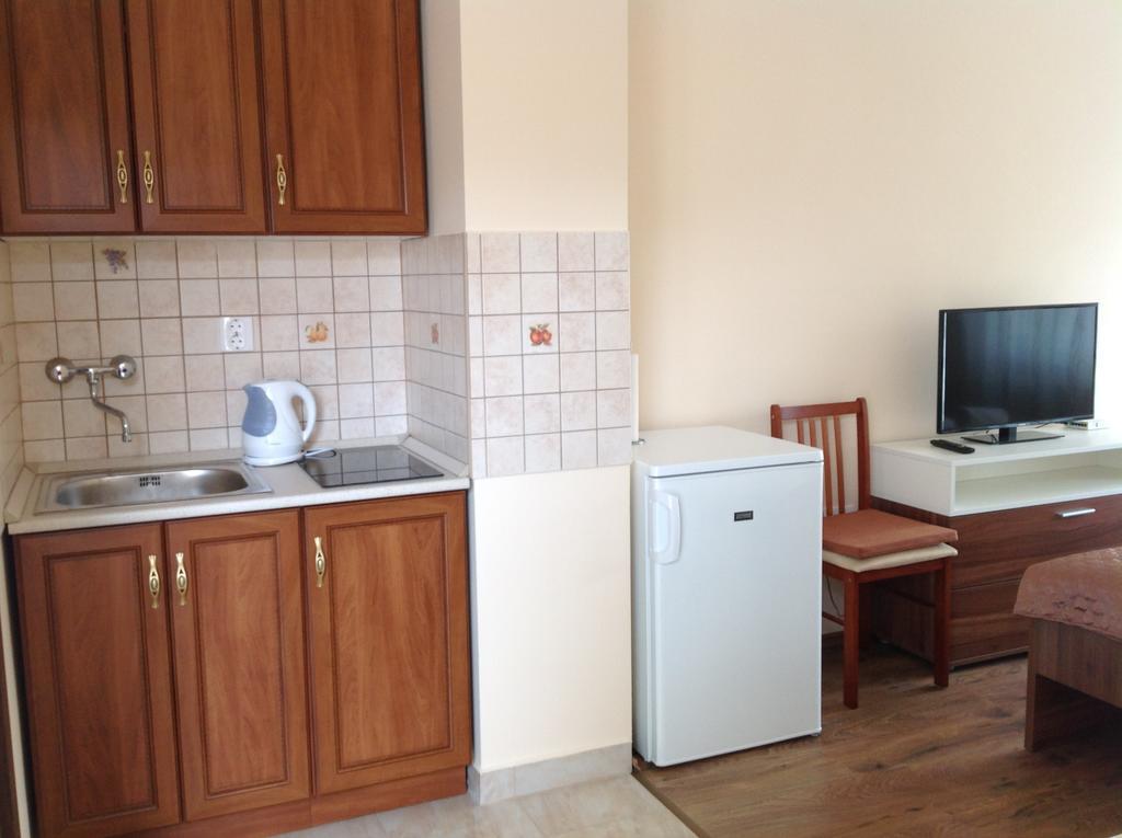 Jokai Apartmanhaz Hévíz Εξωτερικό φωτογραφία