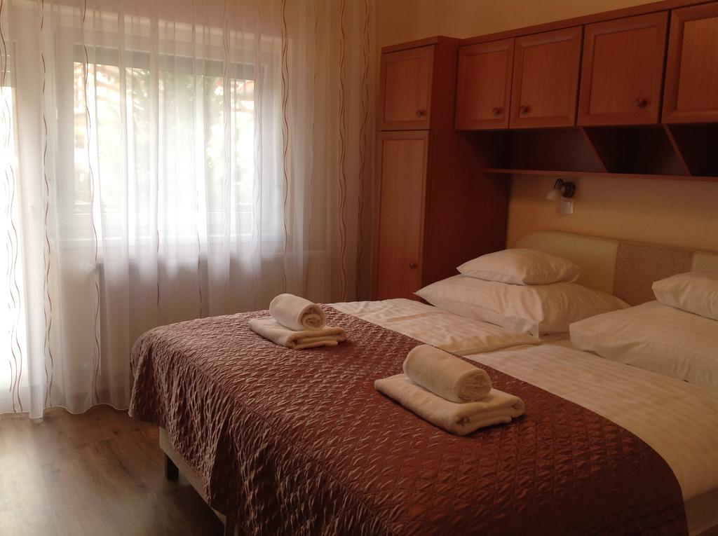 Jokai Apartmanhaz Hévíz Εξωτερικό φωτογραφία